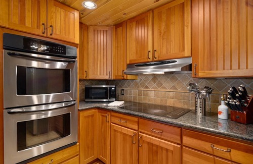 Steamboat Springs Cabin | 9BD/10.5 BA -Sleeps 20- Sky Valley Ranch - Great for Groups - Pets Welcome!