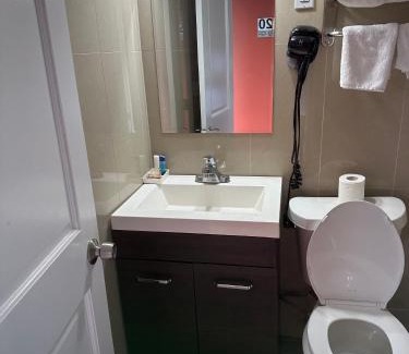 Homestead Hotel | A-1 Budget Motel
