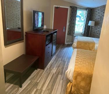Homestead Hotel | A-1 Budget Motel
