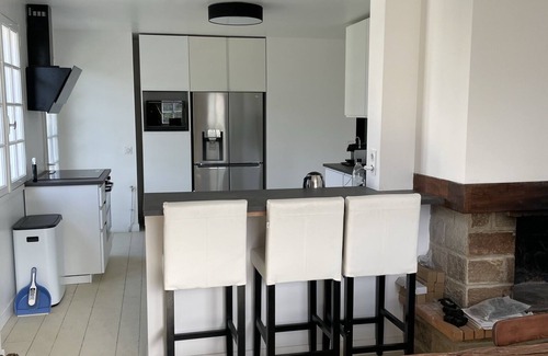 La Baule-Escoublac House | A 12-minute walk from the sea!