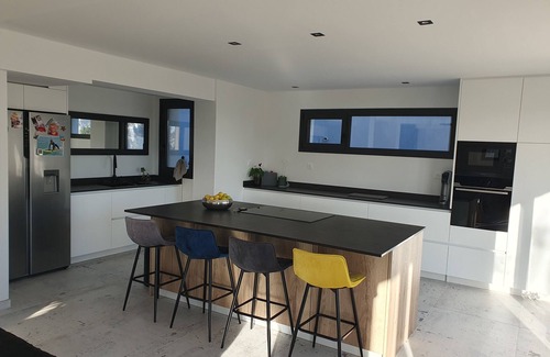 La Ciotat House | A 15 minutes de la plage a Pied.nMaison individuelle avec grande piscine.