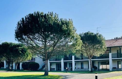 Saint-Jean-de-Luz Apartment | A 200 m de la Plage , Appartement T3 Dans Résidence Tourisme 4