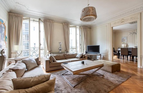 8th Arrondissement Apartment | A 220sqm Haussmann Jewel ON THE Crown OF Champs Elysees