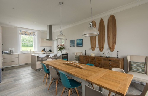 North Berwick House | A 4-bedroom luxury holiday home with enchanting sea views across Milsey Bay Beach