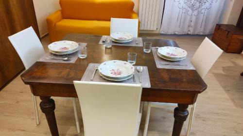 Assisi Apartment | A 6 minuti da San Carlo Acutis - LA SUITE DI SAN RUFINO, Centralissimo, 2 Letti Matrimoniali, Spazioso, Perfetto - La nostra Forza è la Presenza 24-7, MyAssisiSuite, più di un semplice Appartamento - MÓWIMY PO POLSKU