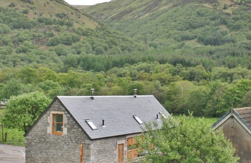 Benmore Cottage | A beautiful barn conversion set within the grounds of a working farm.