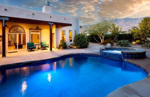 Palm Springs House | A Beautiful Desert Escape with Everything You Need