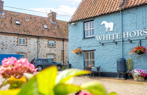 Holme Cottage | A beautifully presented period cottage, in the heart of a quiet coastal village.