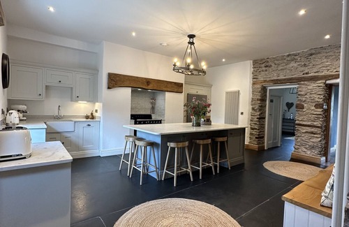 Llanfor House | A beautifully restored Large farmhouse with garden