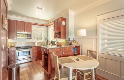 Carrabelle Condo | A Breezy River - River Front Condo with pool!