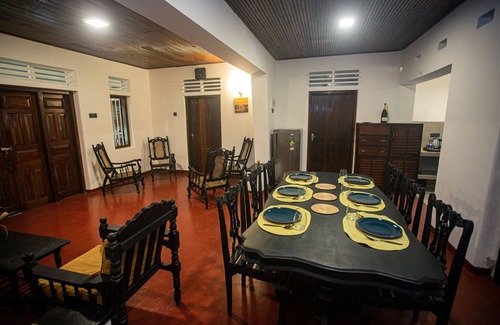 Wanchawala House | A bungalow to experience nature in its purest form. 10 minutes from the beach!