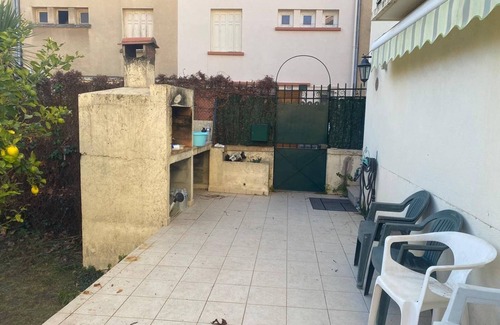 Amelie-les-Bains-Palalda Apartment | A/C F2 Apartment Near Spa Treatments