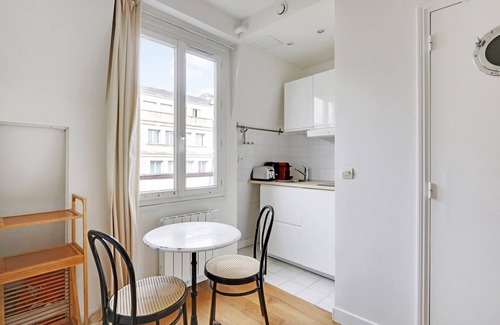 Saint-Vincent-de-Paul Apartment | A Canal St Martin Two Rooms