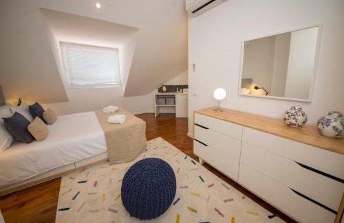 Sao Paulo Apartment | A Captivating Apartment close to River Tagus in Lisbon