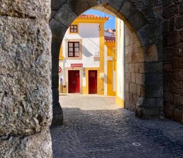 Nisa House | A Casinha do Arco, Porta da Vila
