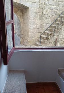 Nisa House | A Casinha do Arco, Porta da Vila