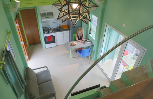 Florida House | a charming apartment-loft in the sculptor ´s home with a railway view