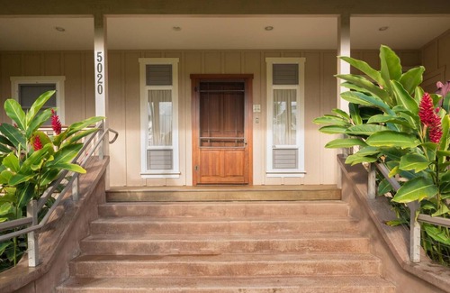 Hanalei House | A charming beachfront oasis on the famous Hanalei Bay