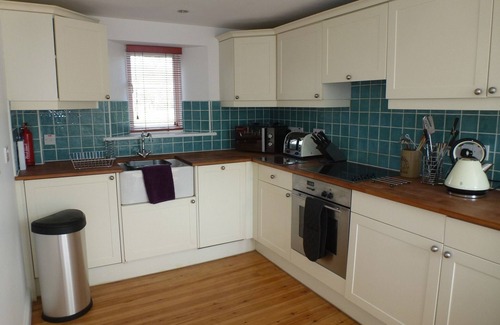 Cirencester Cottage | A charming cottage on the Lower Mill private nature reserve in The Cotswolds