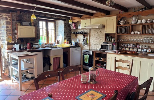 Saint-Denis-le-Gast House | A charming, traditional cottage in Normandy