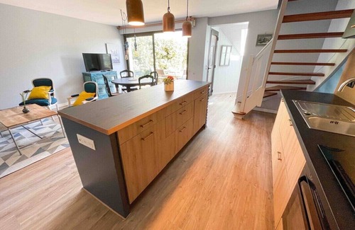 Yffiniac Cottage | A charming old farm, close the sea