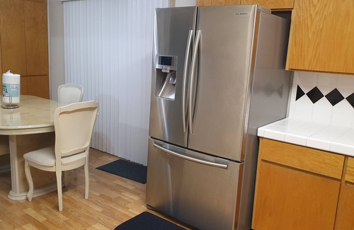 Civic Center House | A Comfortable Luxury Stay in Stockton