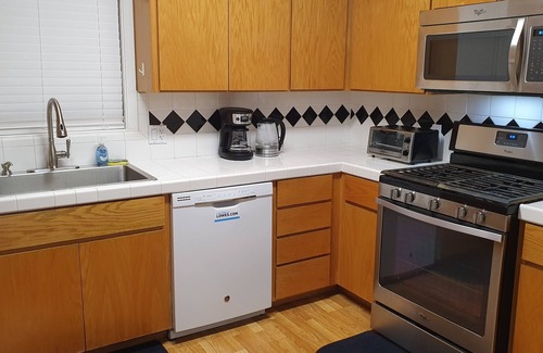 Civic Center House | A Comfortable Luxury Stay in Stockton