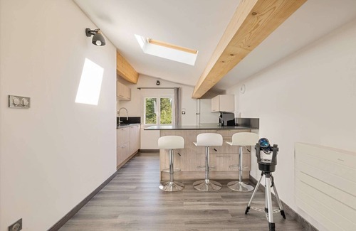 Orgon House | A comfortable property enjoying a view of the Alpilles mountain range - Sleeps 10