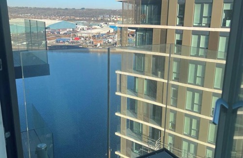 Gillingham Apartment | A Cosy 2bedroom Apartment With River View