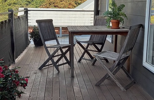 Bendigo Apartment | A cosy apartment on the CBD fringe close to theatres, galleries and restaurants.