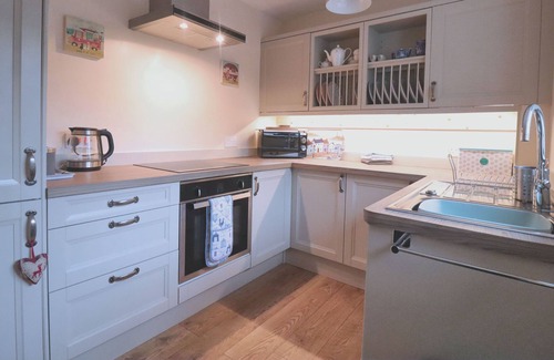 Helmsdale Cottage | A cosy refurbished harbour view cottage located at the heart of the fishing village, Helmsdale