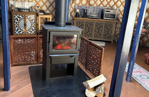 Madawaska Cabin | A Cosy Stay in an Authentic Mongolian Yurt!