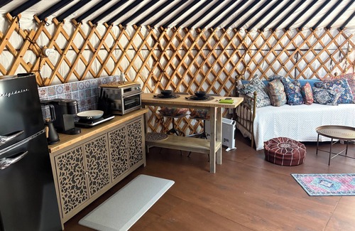 Madawaska Cabin | A Cosy Stay in an Authentic Mongolian Yurt!