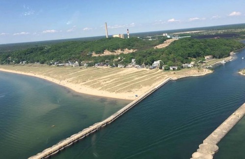 Port Sheldon House | A cottage located in a family friendly gated community on Lake Michigan.