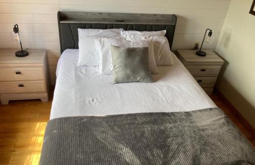 Charlottetown Hotel | A Country Home Inn the city