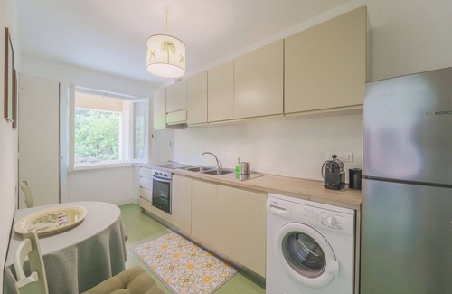 Procchio Apartment | A Country House by the Sea