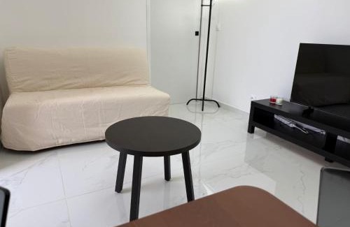 Conflans-Sainte-Honorine Apartment | A Cozy Loft for You