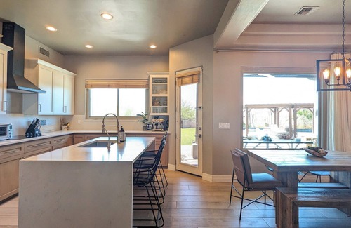 East Mesa House | A D O B E - E S T A T E