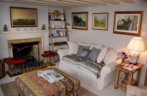 Ellastone Cottage | A delightful cottage set in a beautiful private estate.