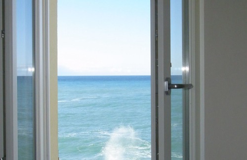 Riomaggiore House | A few meters from the sea, with sea view balconies in the 5 Terre park.
