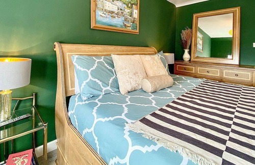 North Tidworth Cottage | A first-floor studio apartment in the centre of Tidworth.