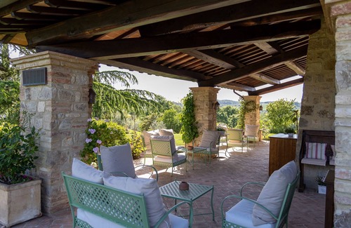 Fratta Todina Villa | A five-star service built to measure in an exclusive and elegant home in Umbria.