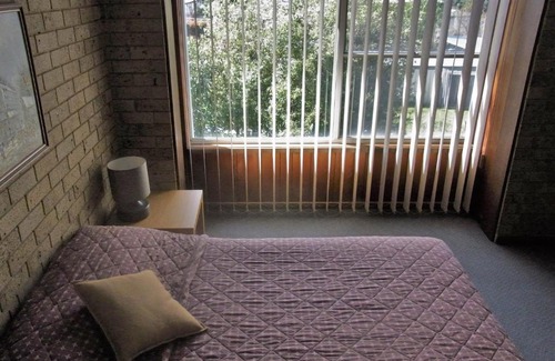 Goulburn Villa | A Furnished Townhouse in Goulburn