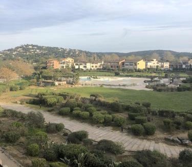 Gassin Apartment | A Gassin, résidence les jonquières, G68