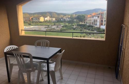 Gassin Apartment | A Gassin, résidence les jonquières, G68