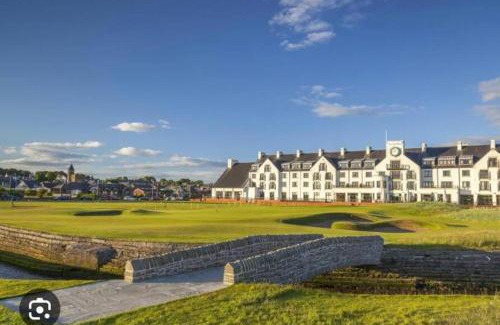 Carnoustie Apartment | A glimpse of the championship