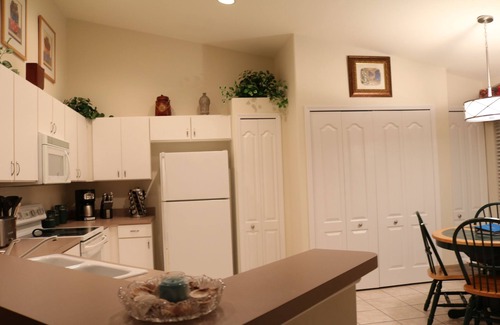 Bonita Springs Condo | A golfer's retreat! Spring Run Golf Community
