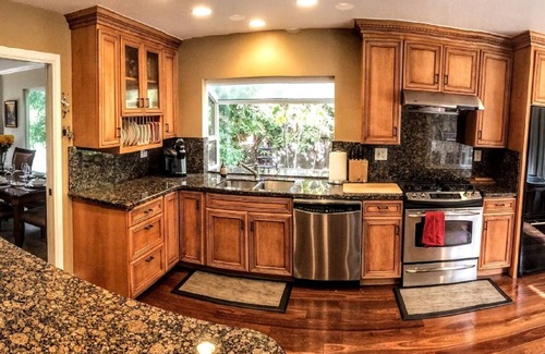 Pleasant Hill House | A great place to stay to enjoy what the SF Bay Area has to offer.