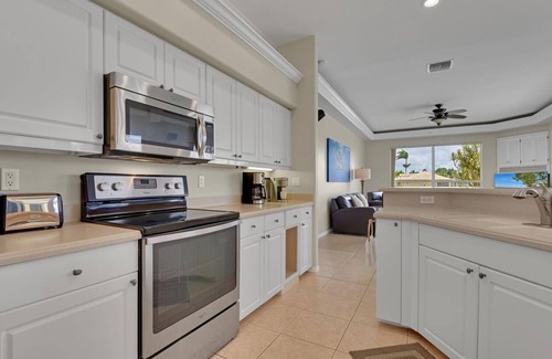 Pelican House | A great waterfront escape with amazing views and features!