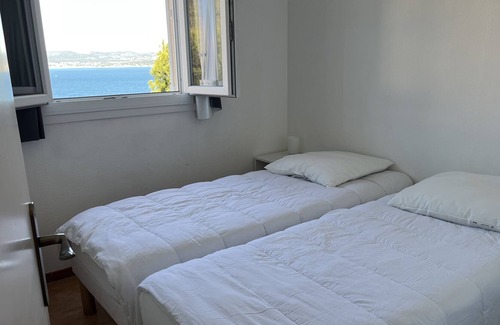 La Madrague Apartment | A haven of peace facing the sea St cyr sur mer, la Madrague